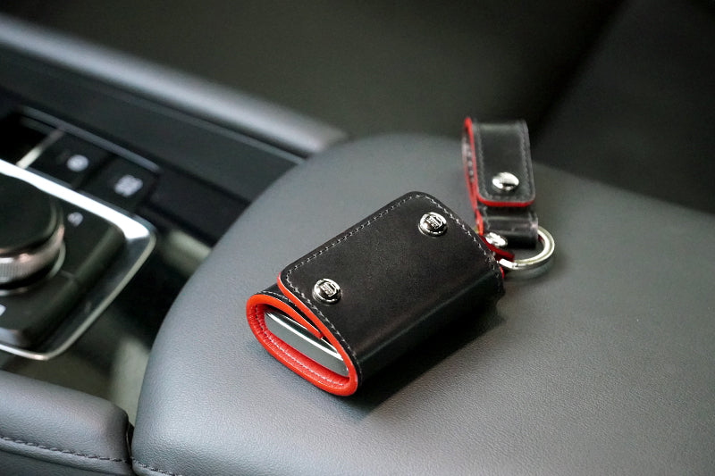 AutoExe ×ASHFORD Leather Keychain