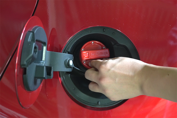 fuelcapcover_15_600x600_crop_c