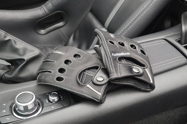 LG-cacasan-gloves-