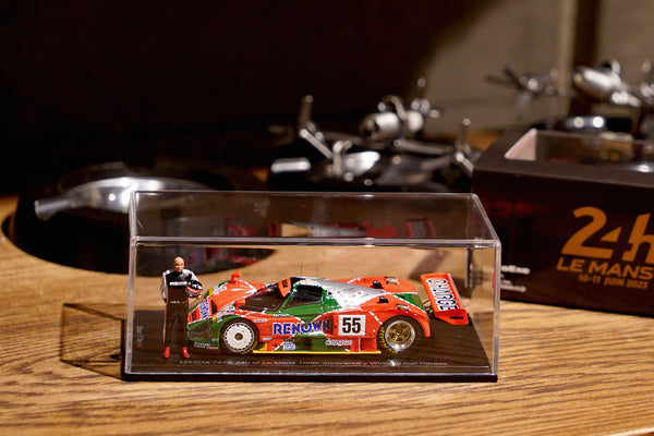 1/43 MAZDA 787B #55 勒芒 24 小時 100 週年獲獎汽車遊行模型